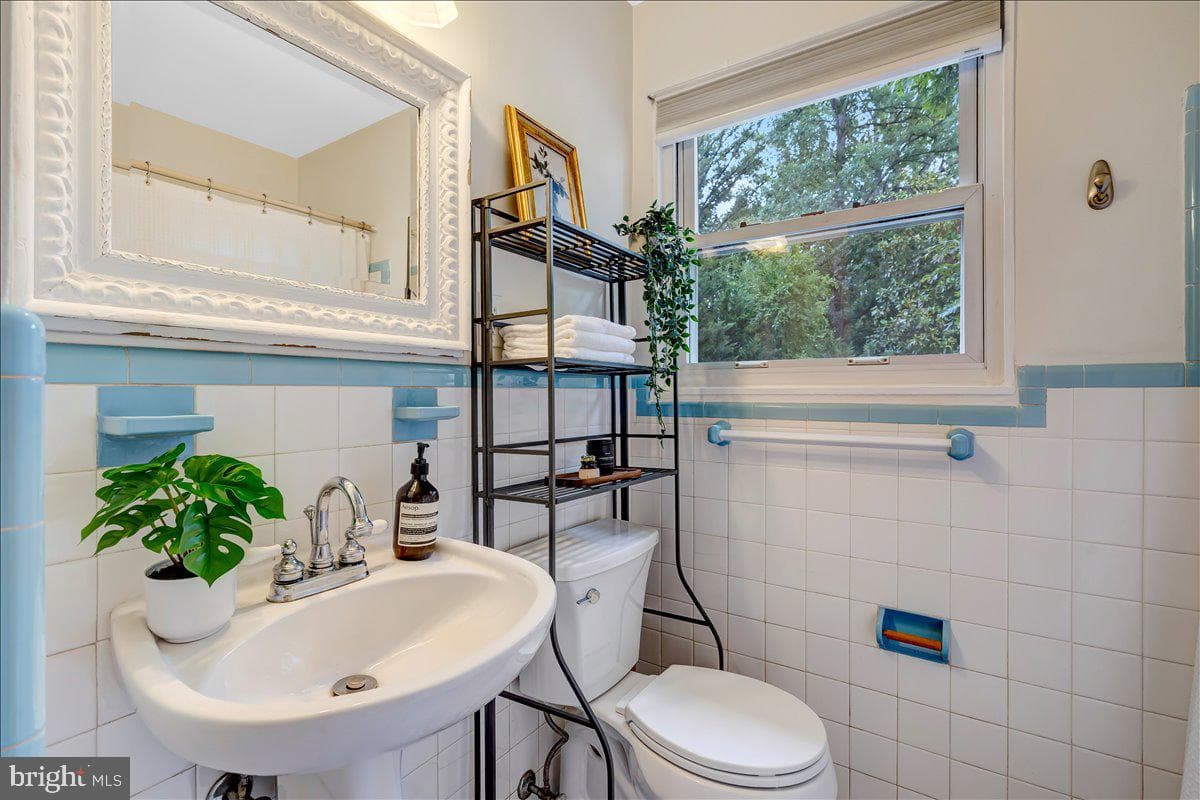 1302 Quincy Street photo 34