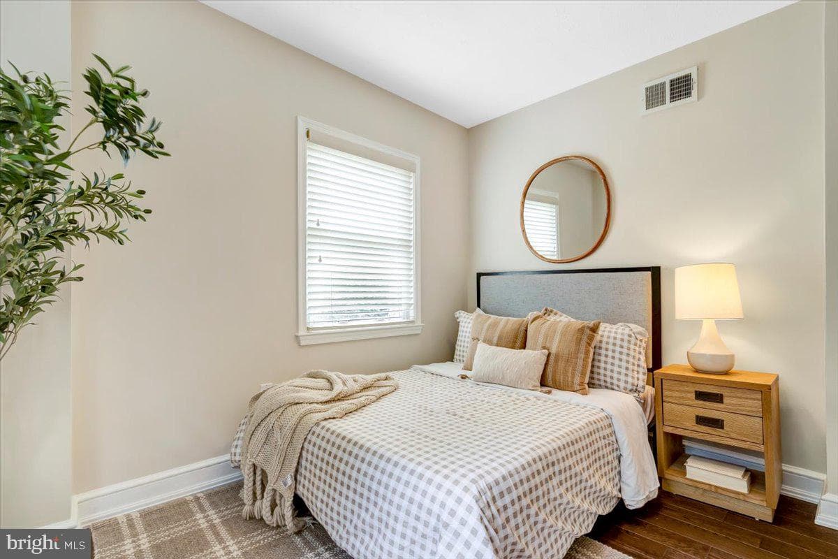 1302 Quincy Street photo 38