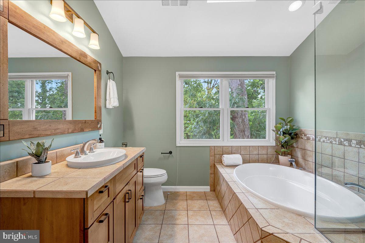 1302 Quincy Street photo 52