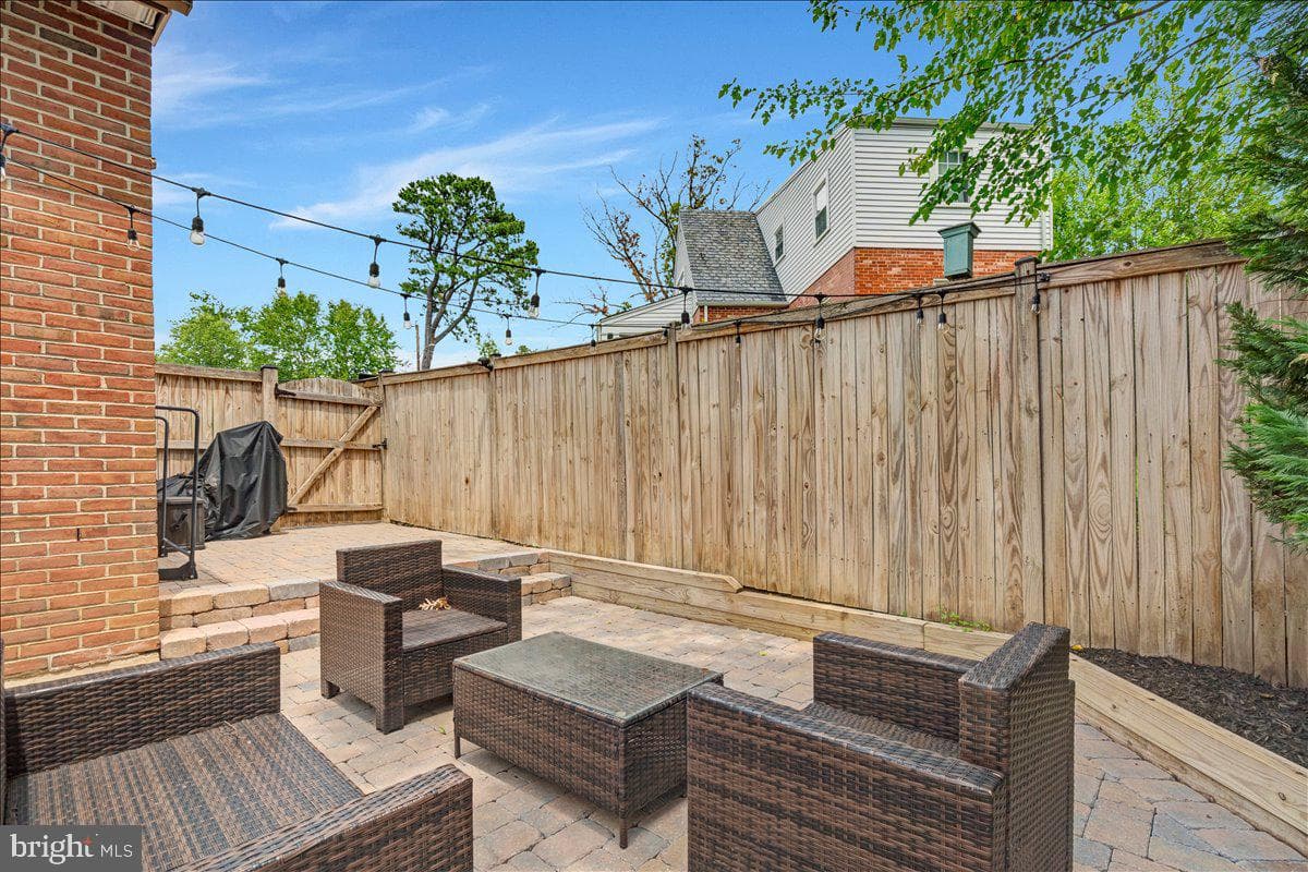 1302 Quincy Street photo 58