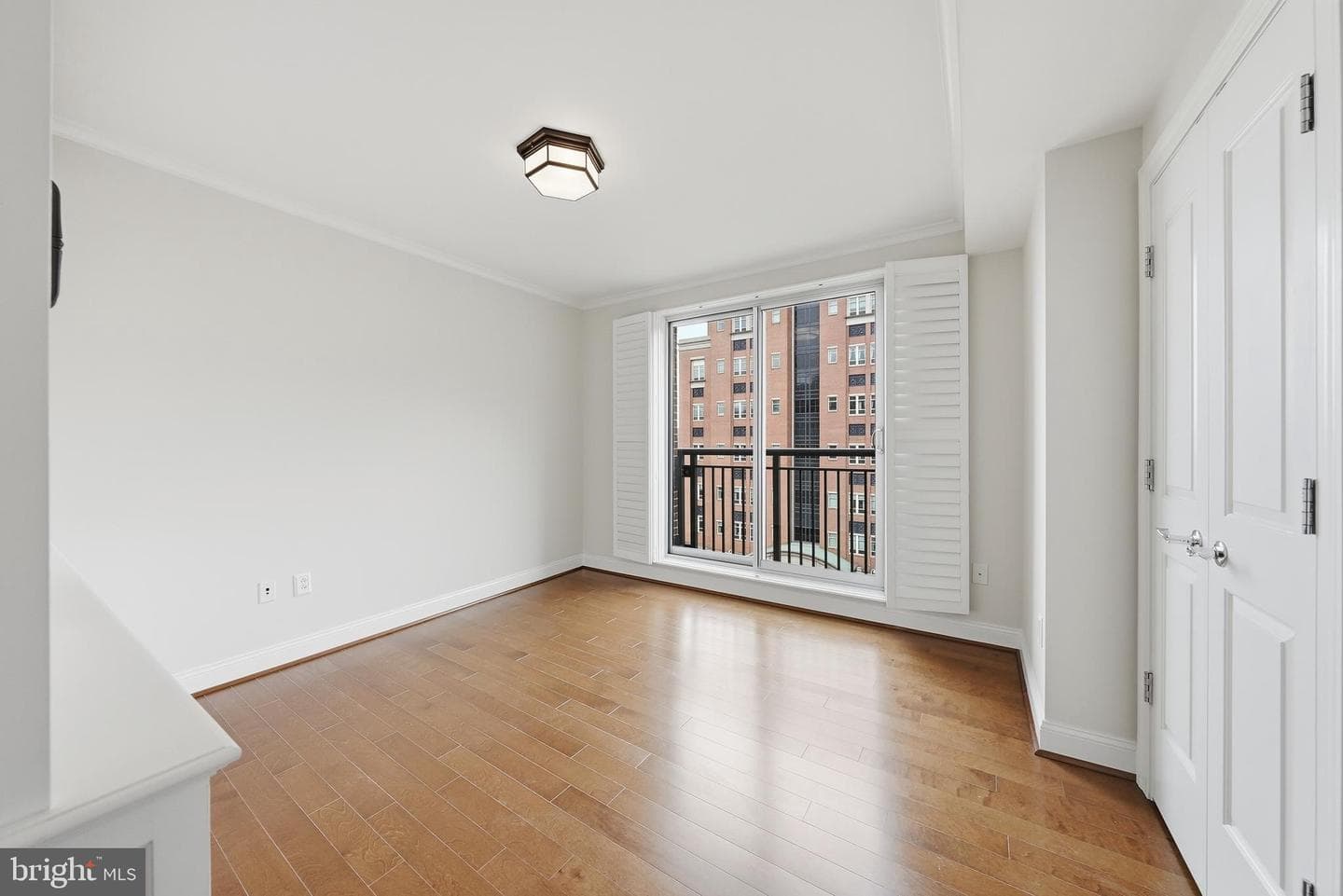 2050 Jamieson Avenue #1008 photo 12