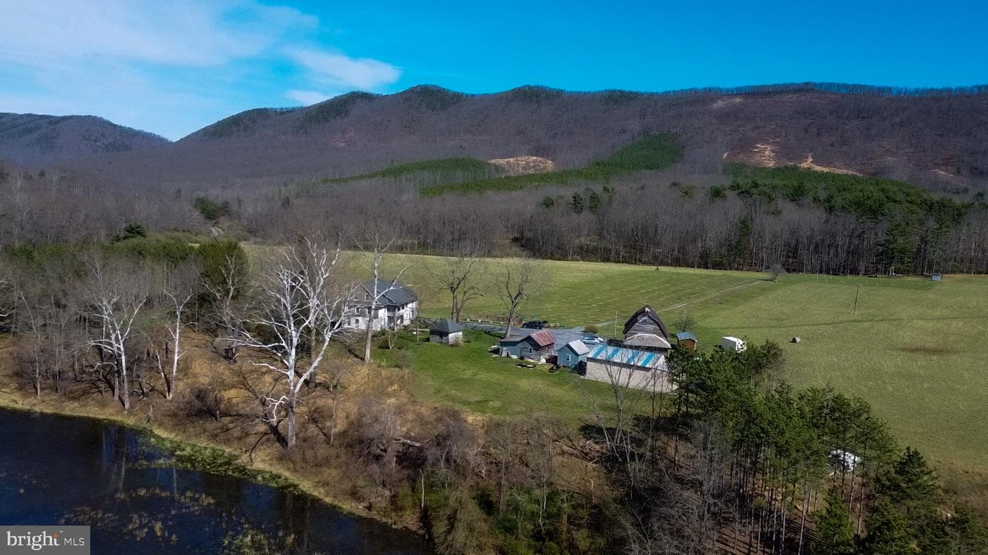 33940 Mountain Valley Road photo 19