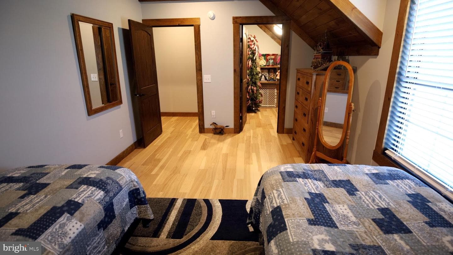 65 Cyprus Rd. photo 31