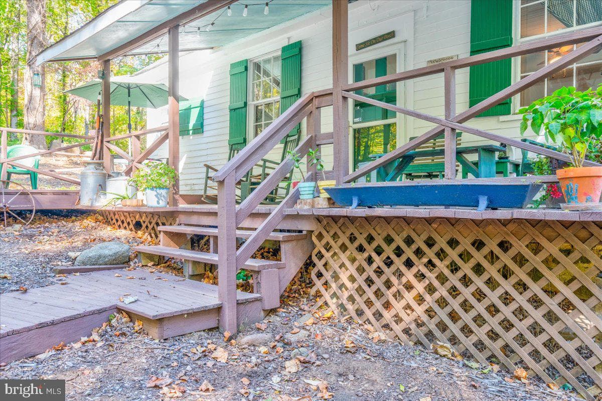 1017 Karnes Road photo 5