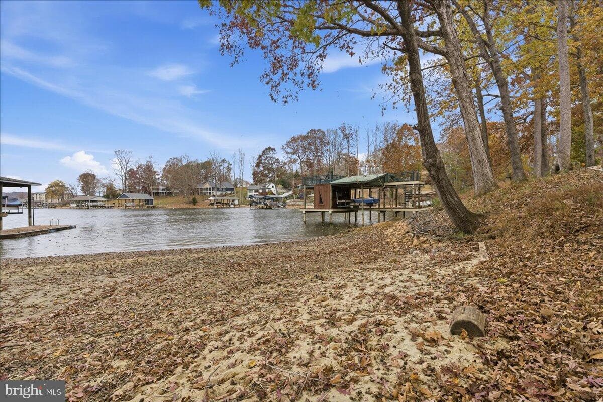 307 Meadow Point Drive photo 70