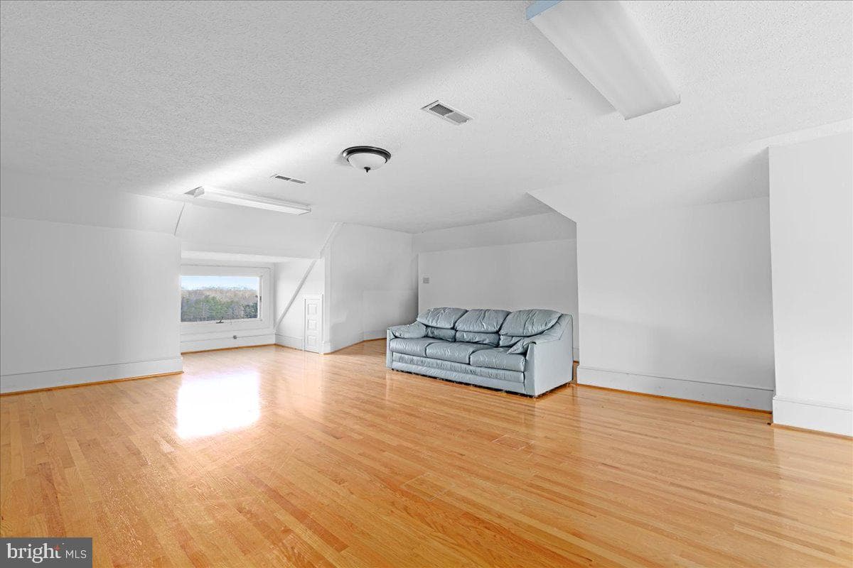 4059 Lowry Rd. photo 88