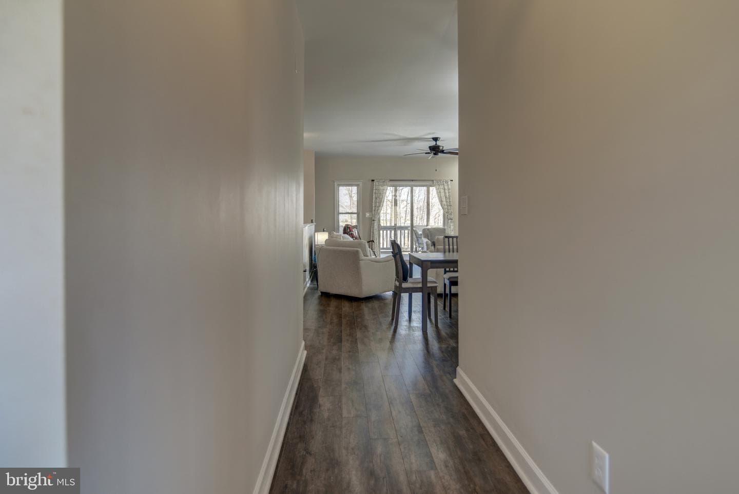 1052 8th Fairway Lane photo 4