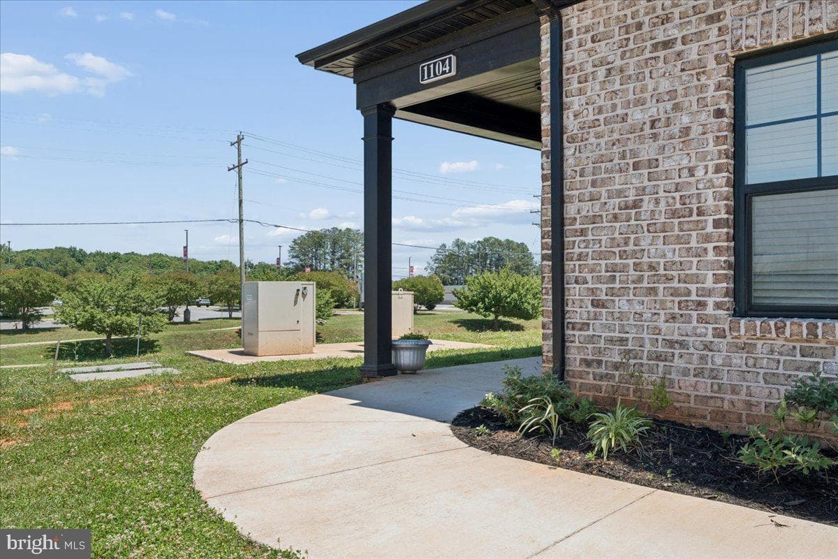 1104 N Westyn Loop photo 43