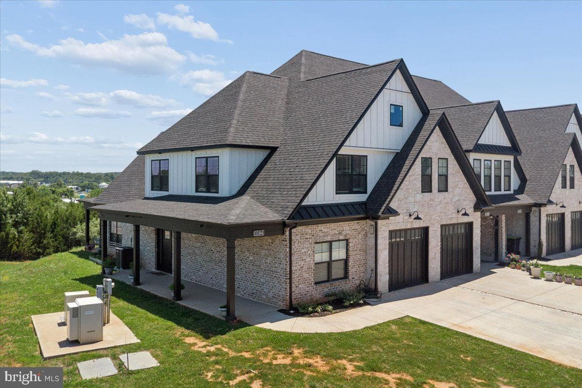 1104 N Westyn Loop photo 46