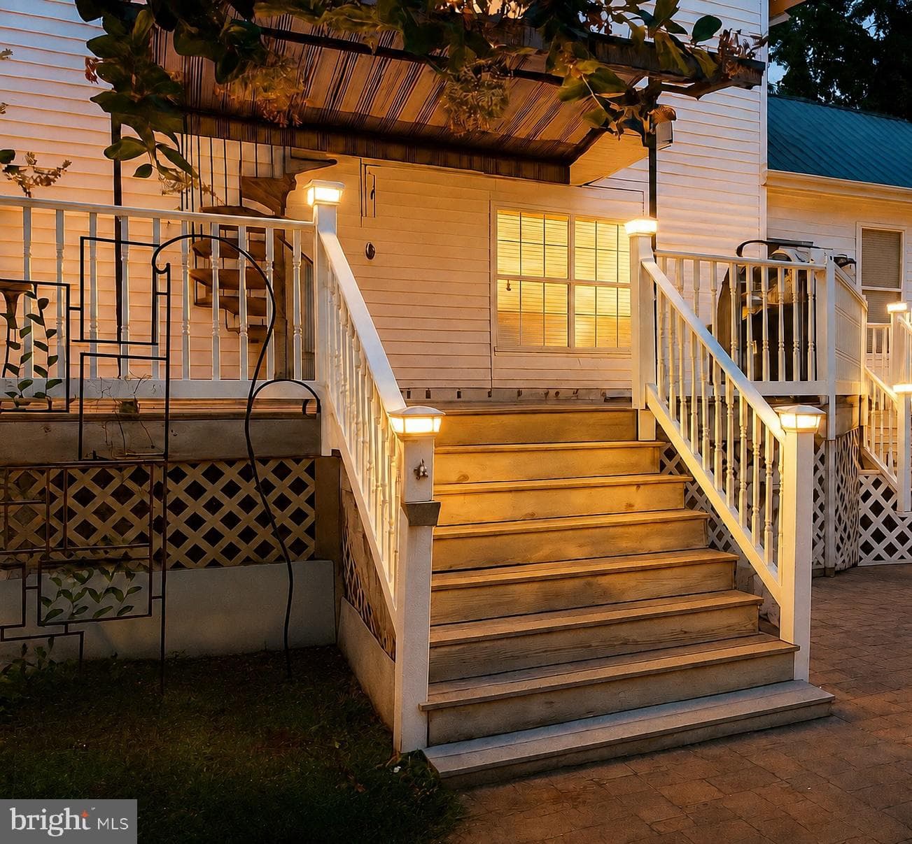 114 Pleasure Point Dr photo 8