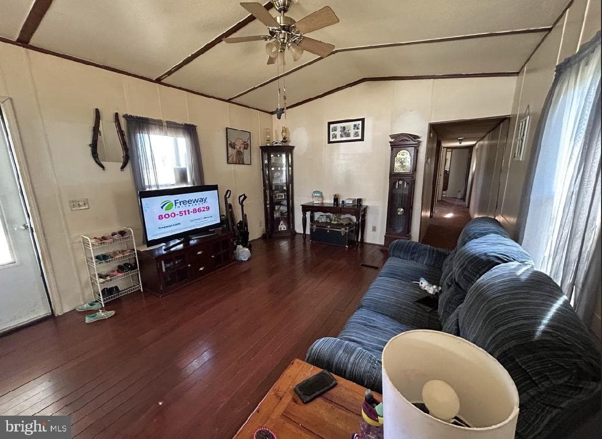 1056 Boyds Lane photo 28