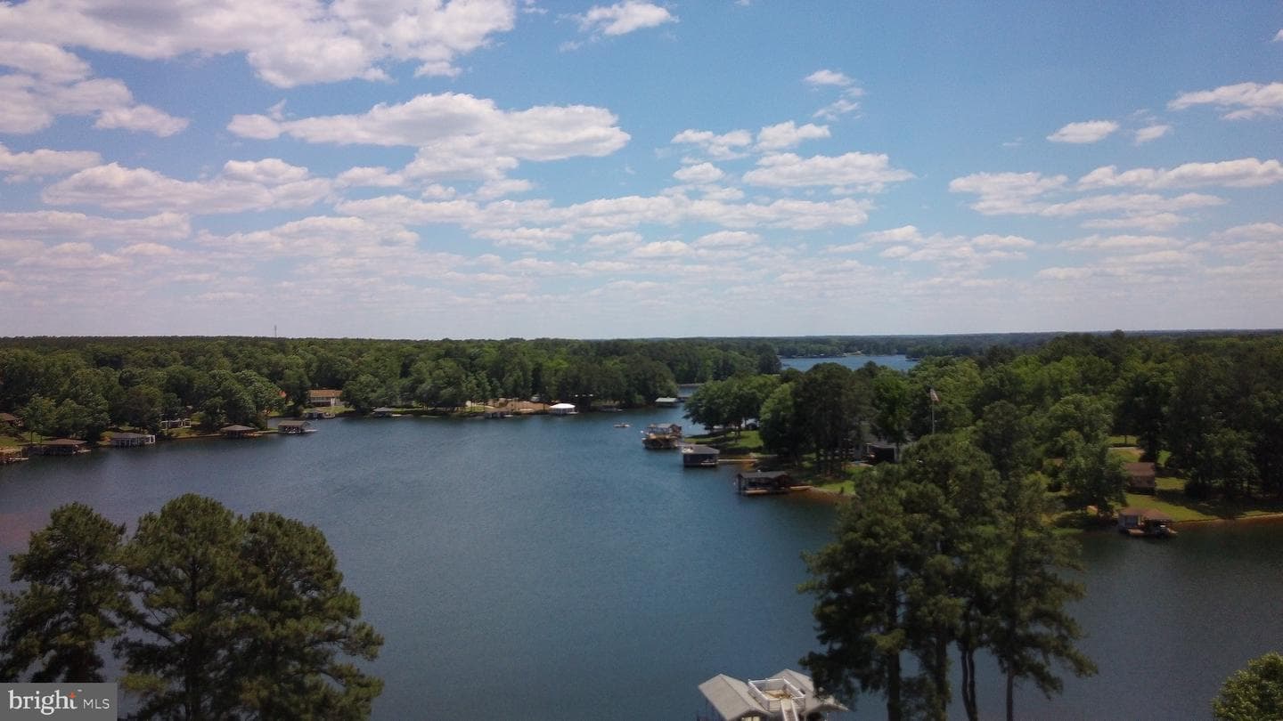 224 Kelly Drive photo 85