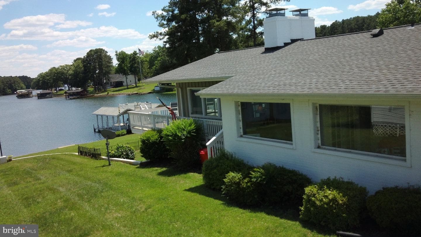 224 Kelly Drive photo 91