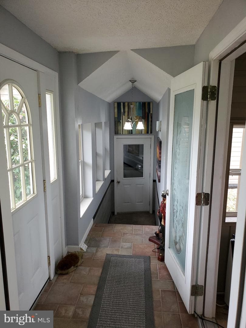 107 Mountain View Drive photo 26