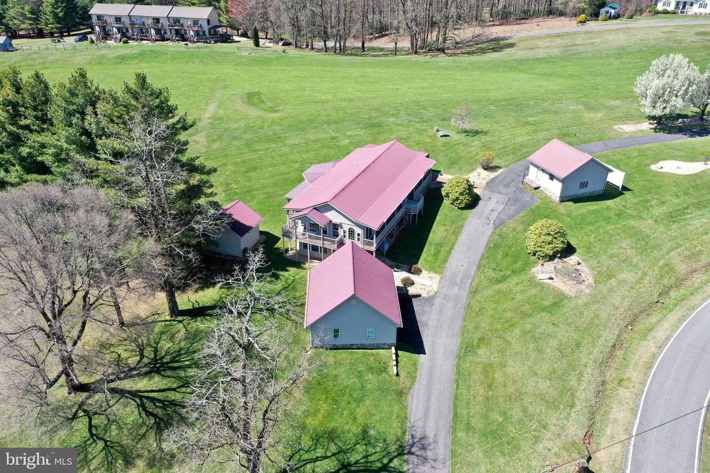 107 Mountain View Drive photo 4