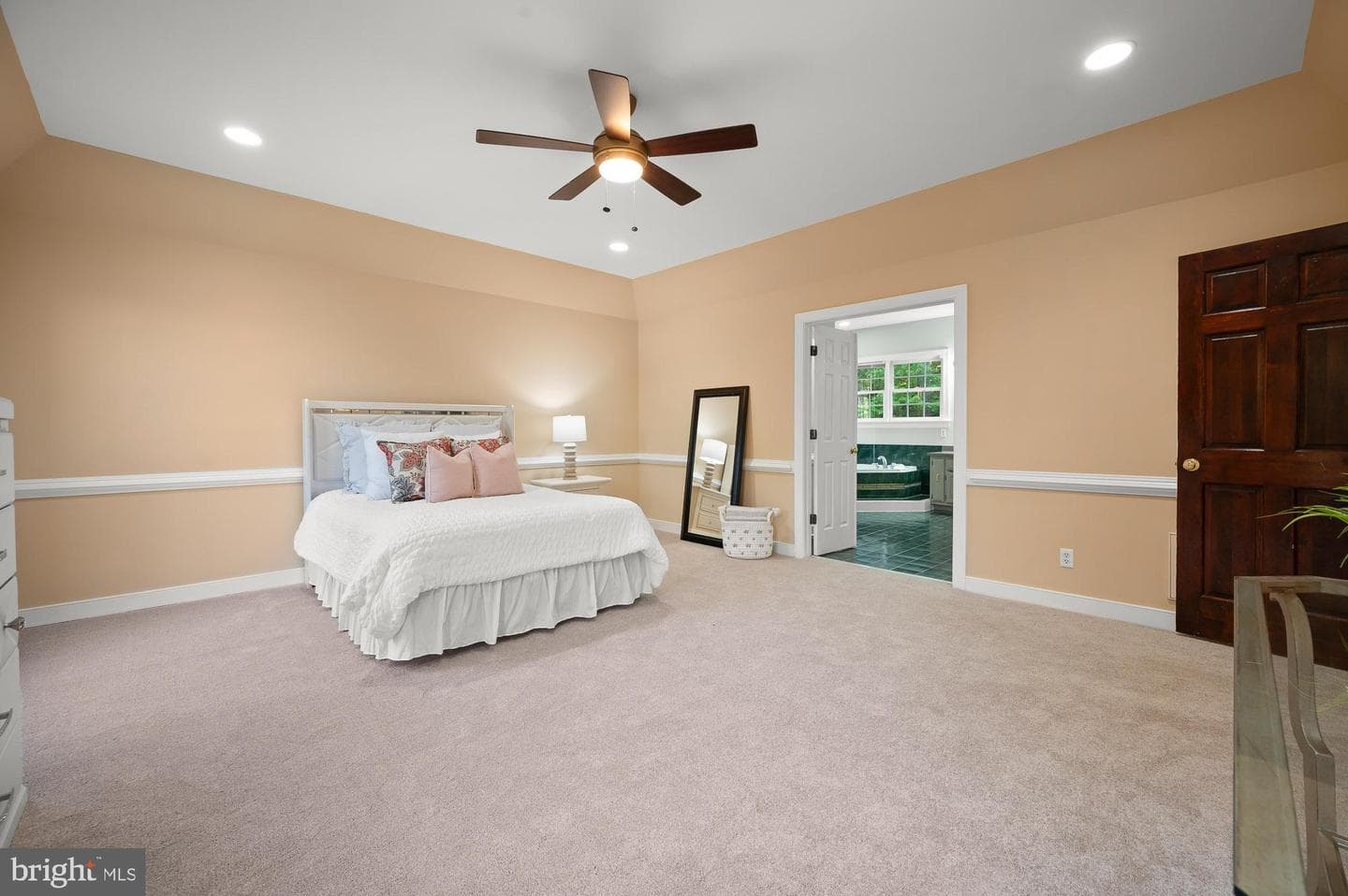12801 Hogans Alley photo 14
