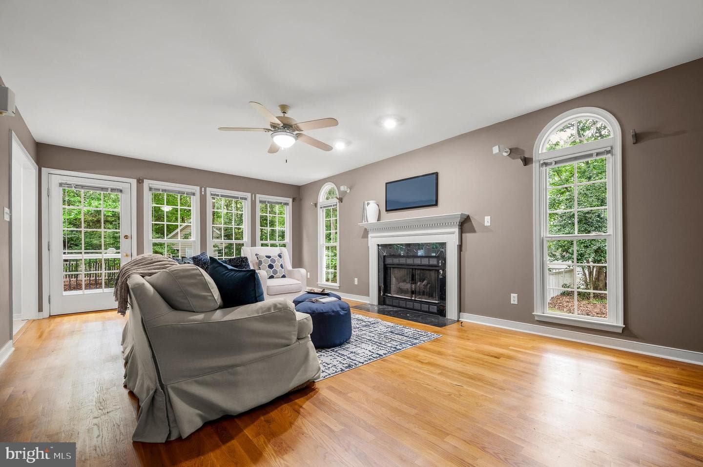 305 Redbird Drive photo 8