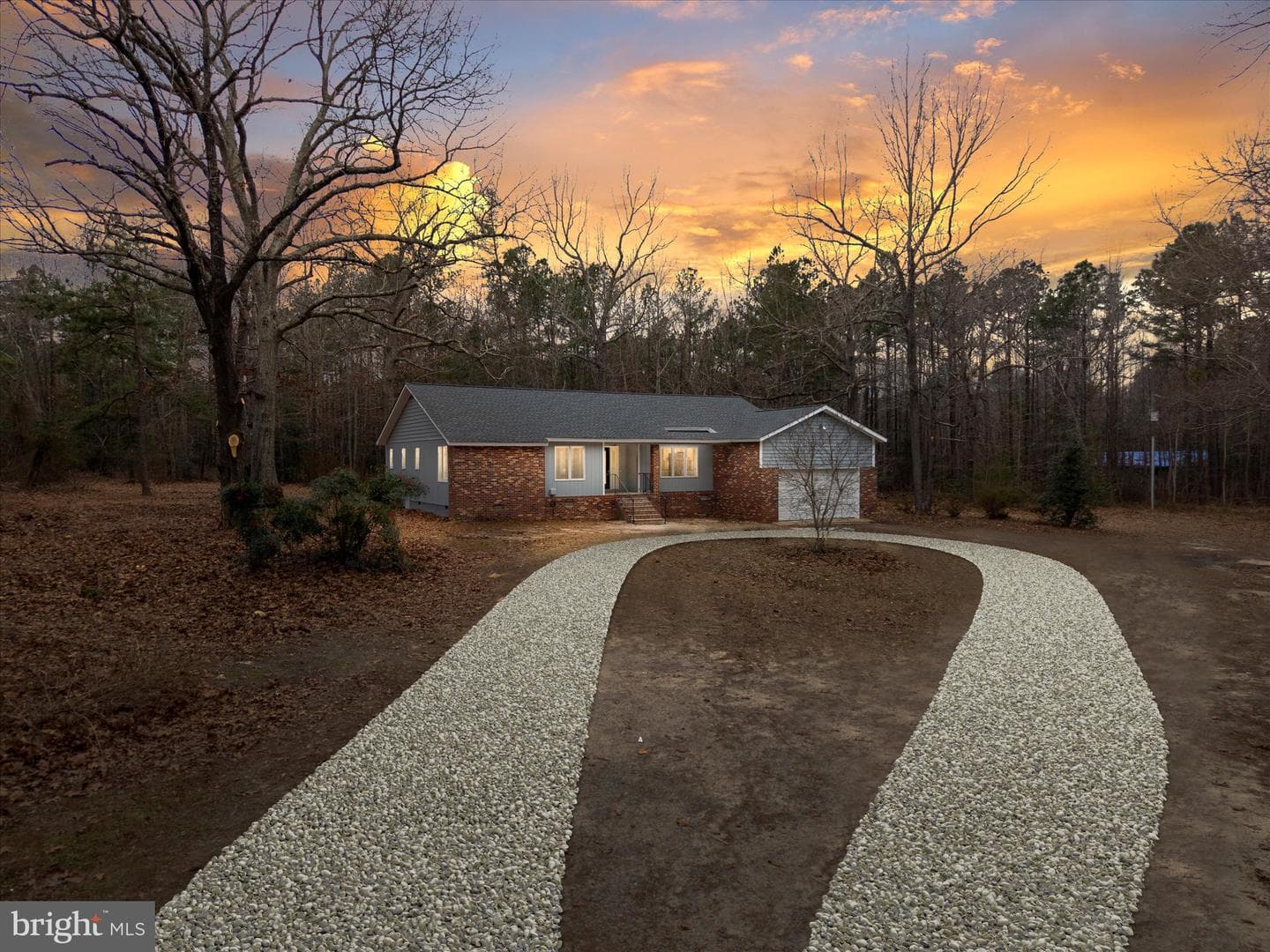 10009 River Road photo 49