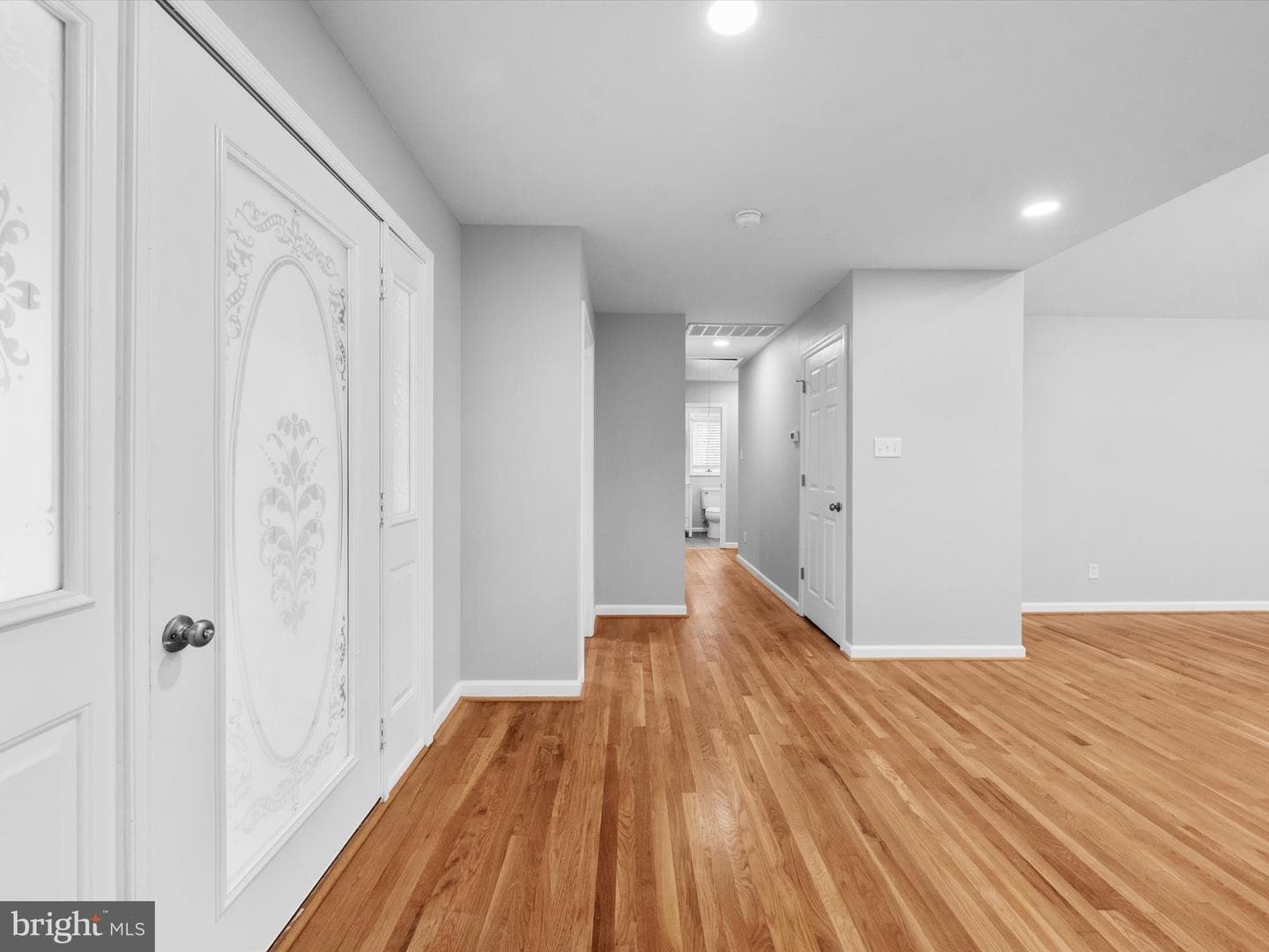 10009 River Road photo 6