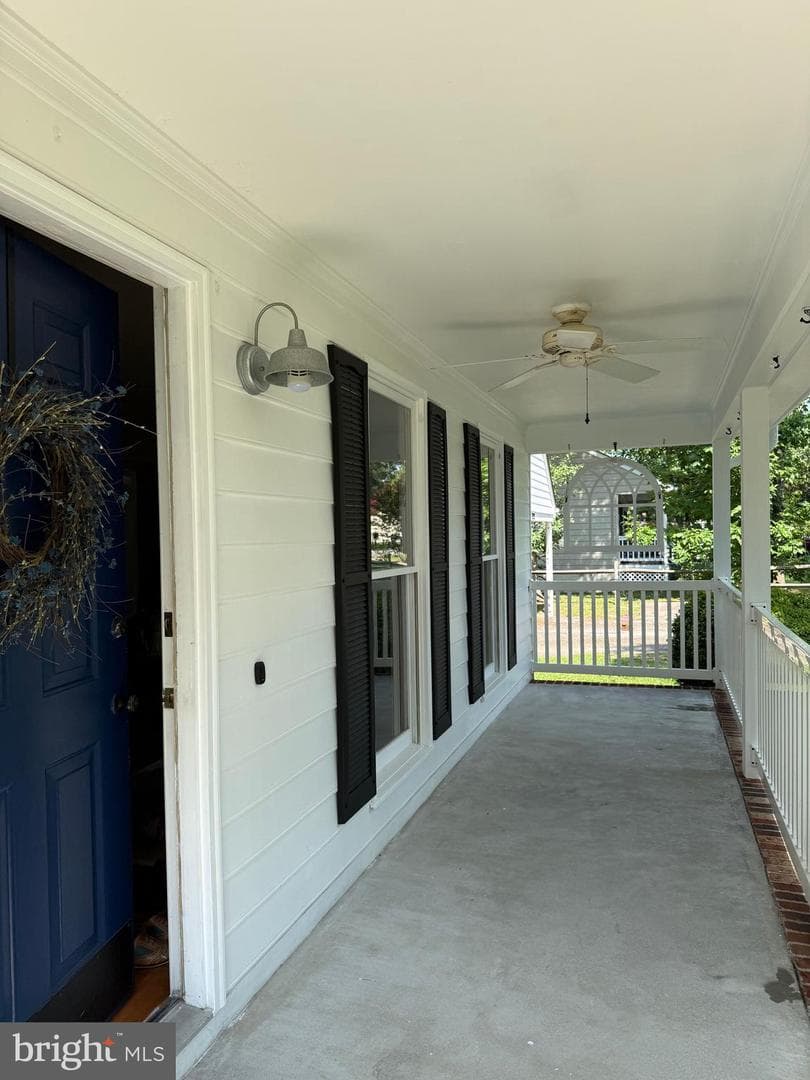 6238 Perthwood Lane photo 7
