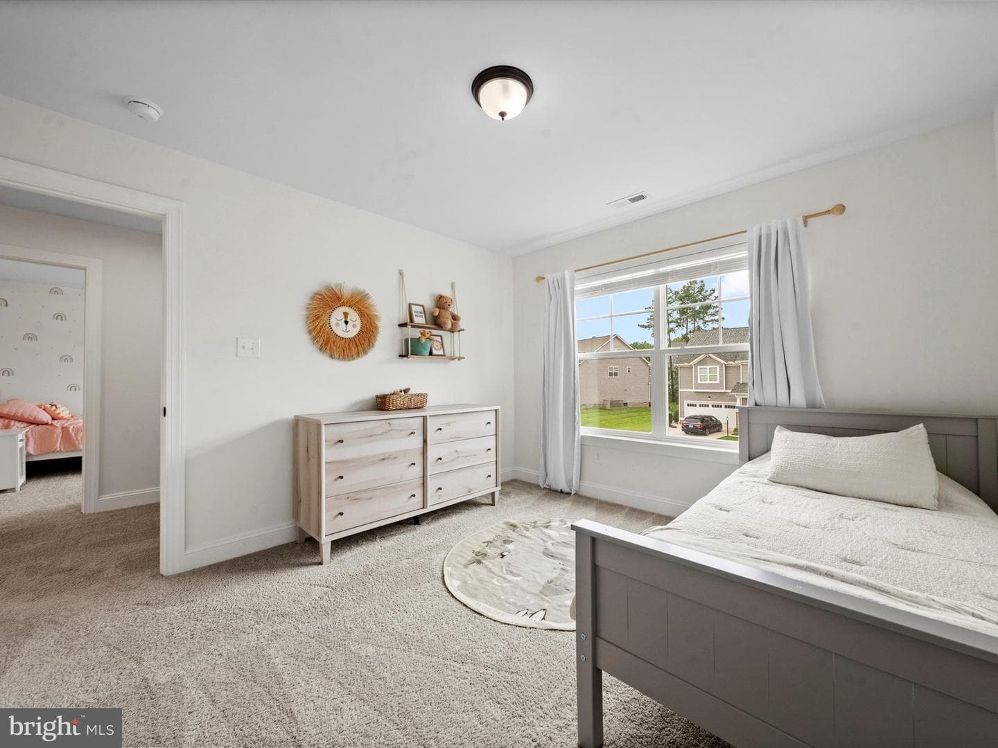 16819 Chalet Court photo 39