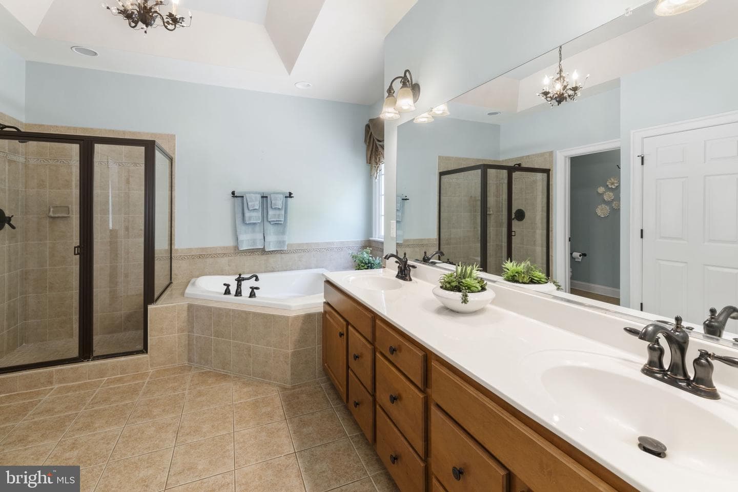4413 Wilcot Drive photo 42
