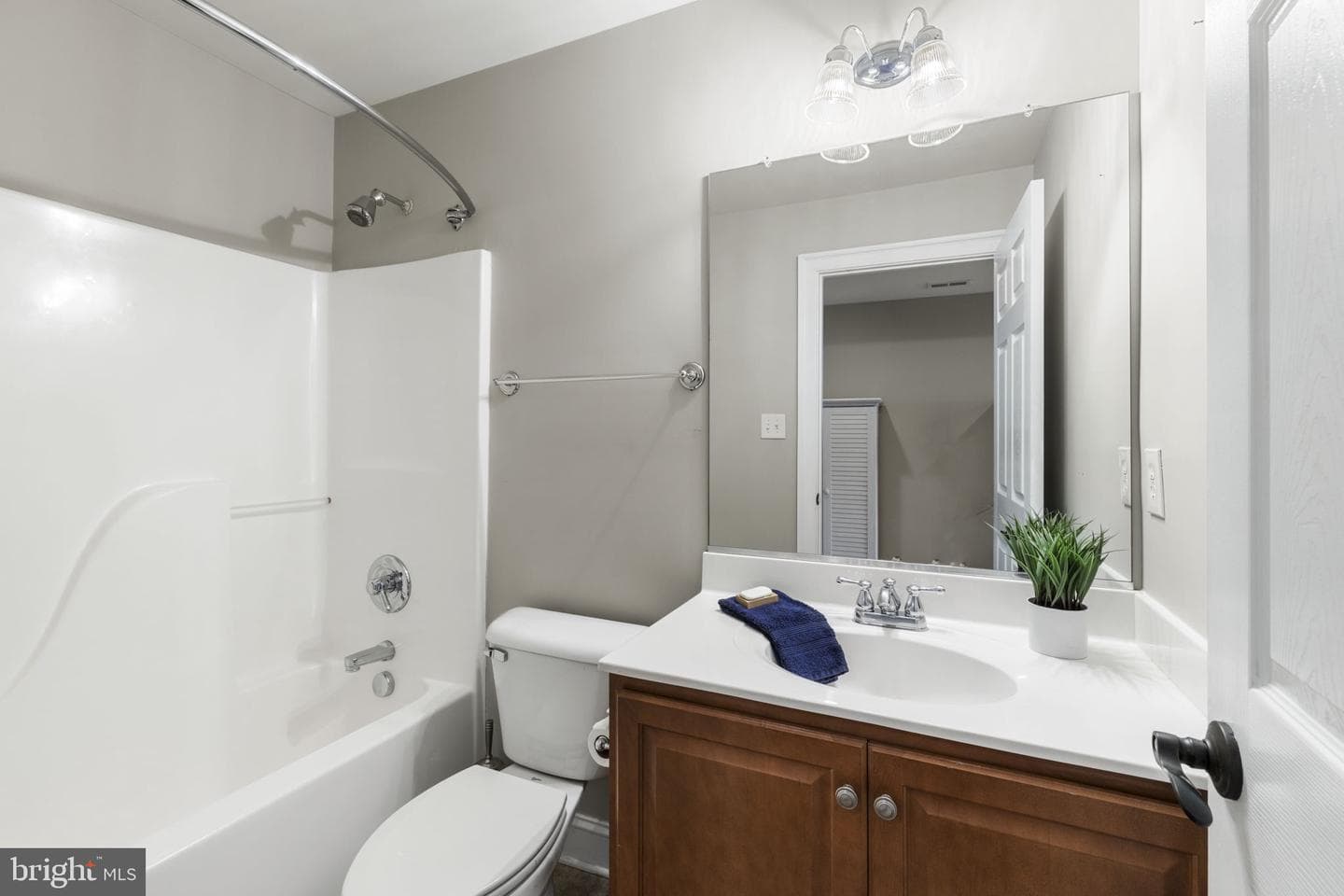 4413 Wilcot Drive photo 52