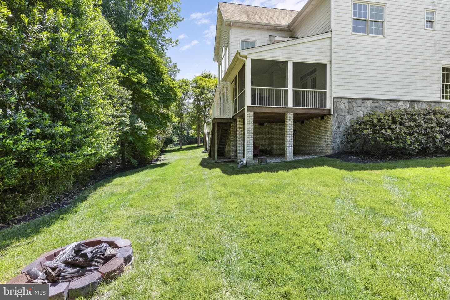 4413 Wilcot Drive photo 56