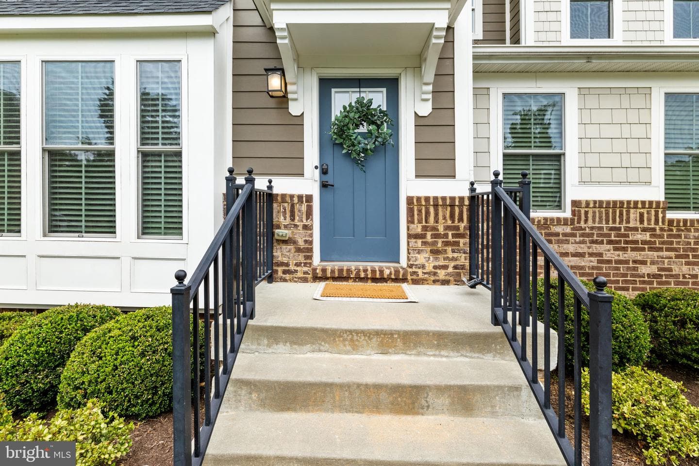 3707 Merrington View photo 4