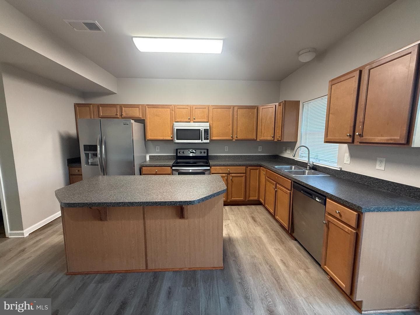 7301 Hamner Terrace photo 12