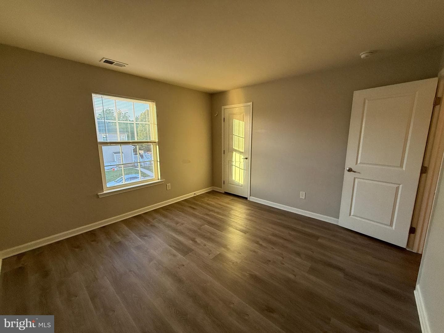 7301 Hamner Terrace photo 39