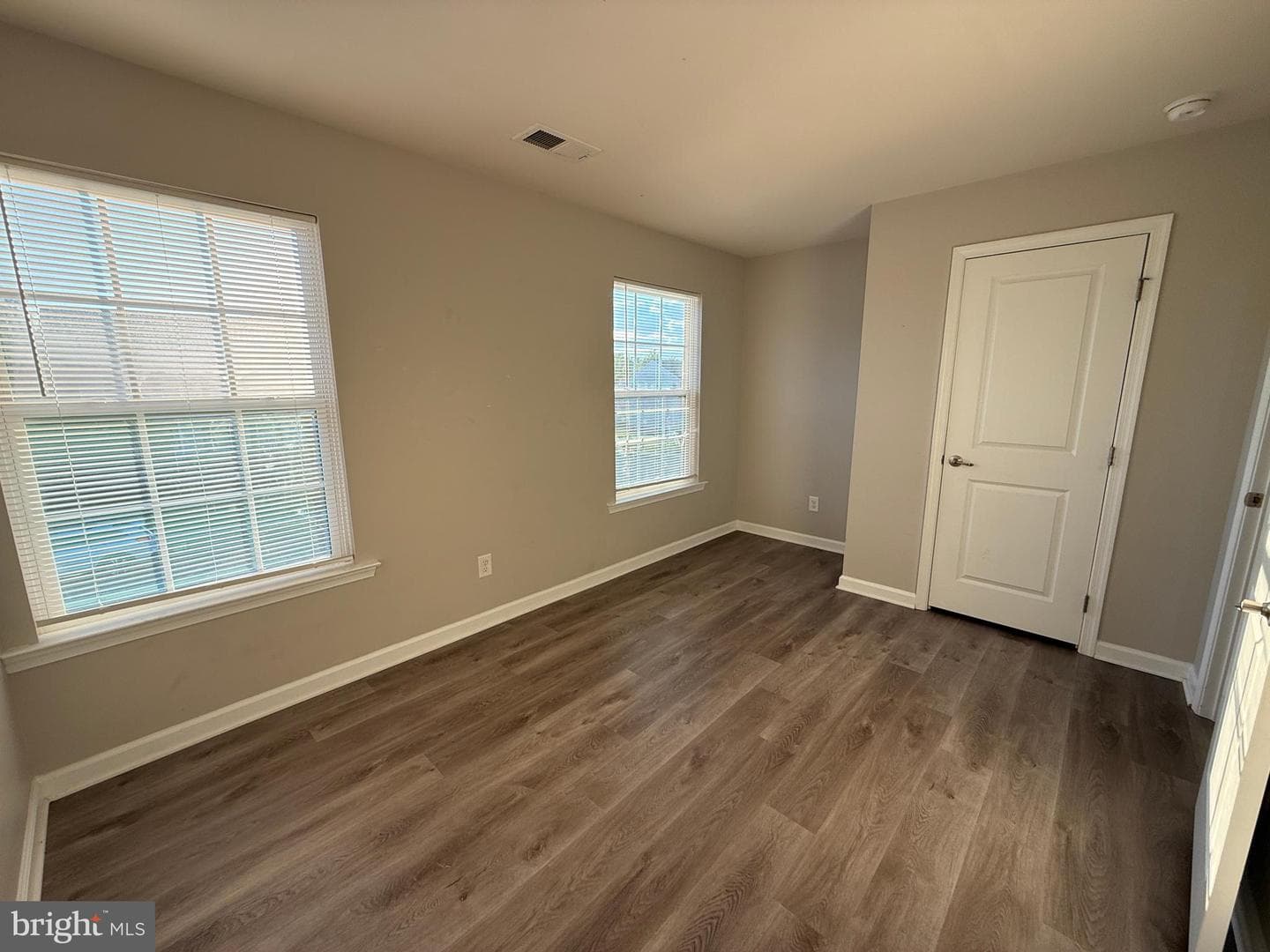 7301 Hamner Terrace photo 43