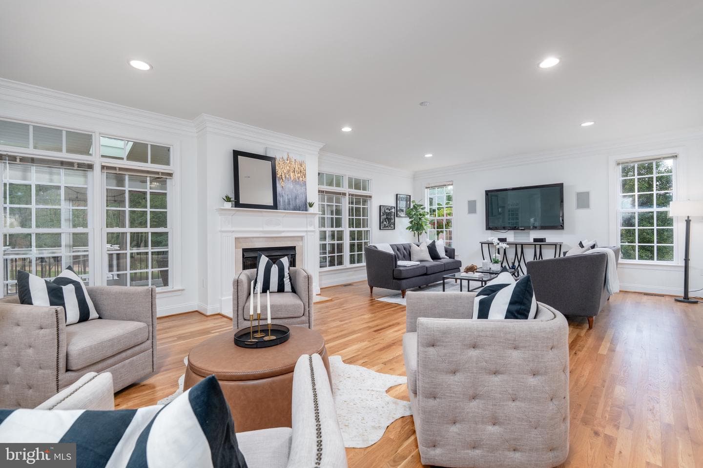 14335 Lander Road photo 14
