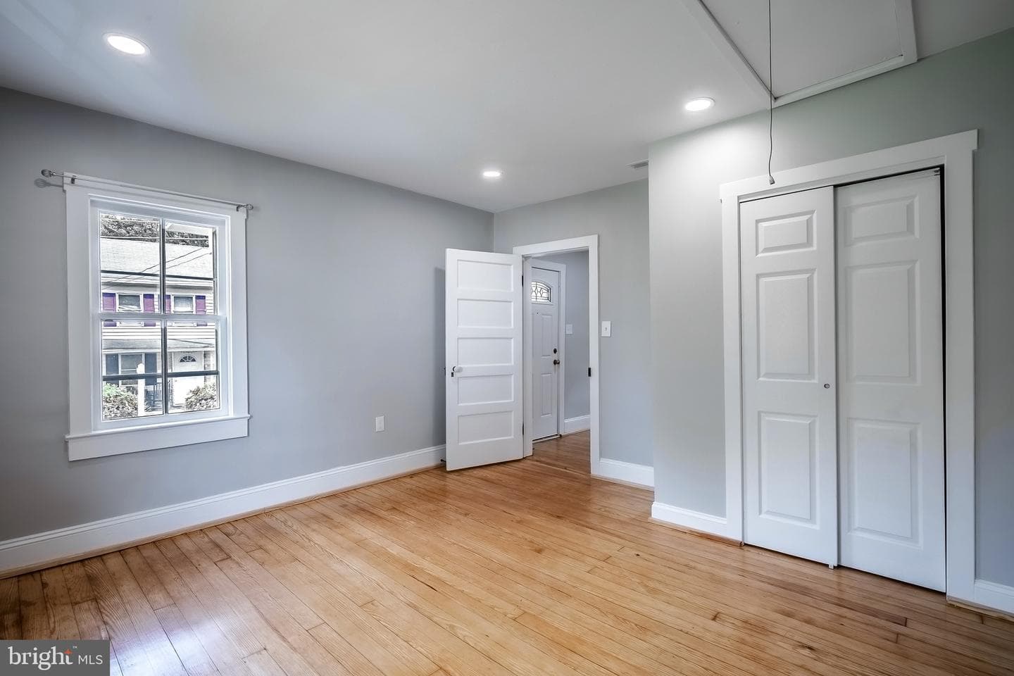 21 Bundy photo 15
