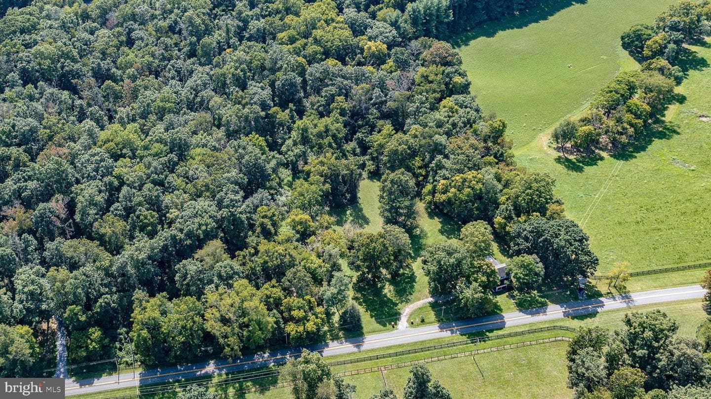3900 Millwood Road photo 9