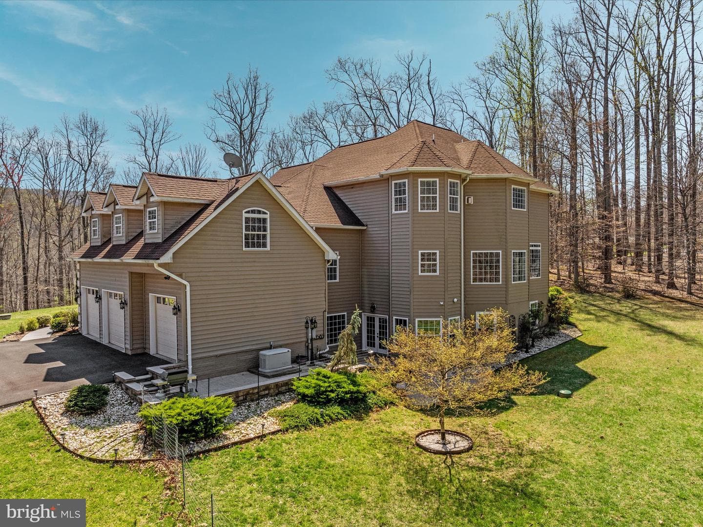 460 Solitude Lane photo 6