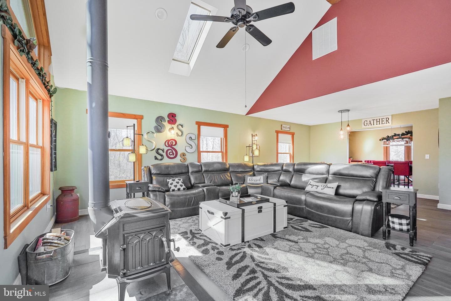 541 Paris Heights Lane photo 37