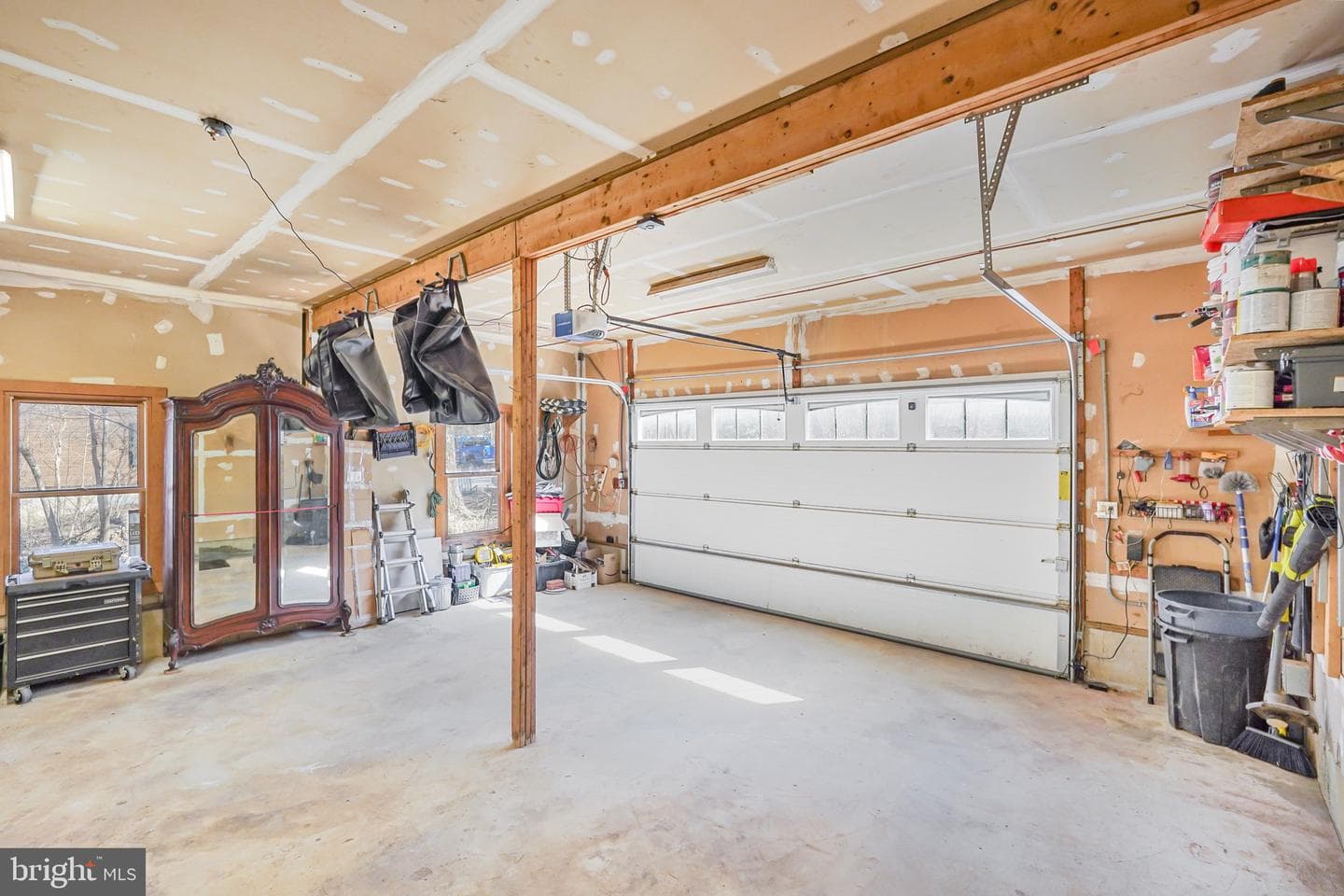 541 Paris Heights Lane photo 48