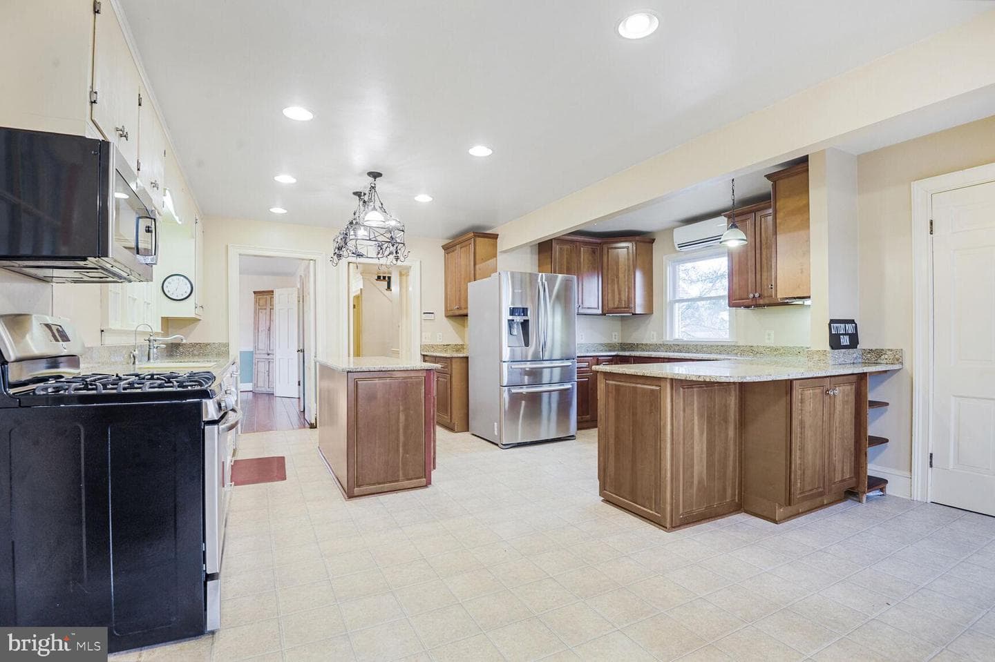 1600 Briggs Road photo 3