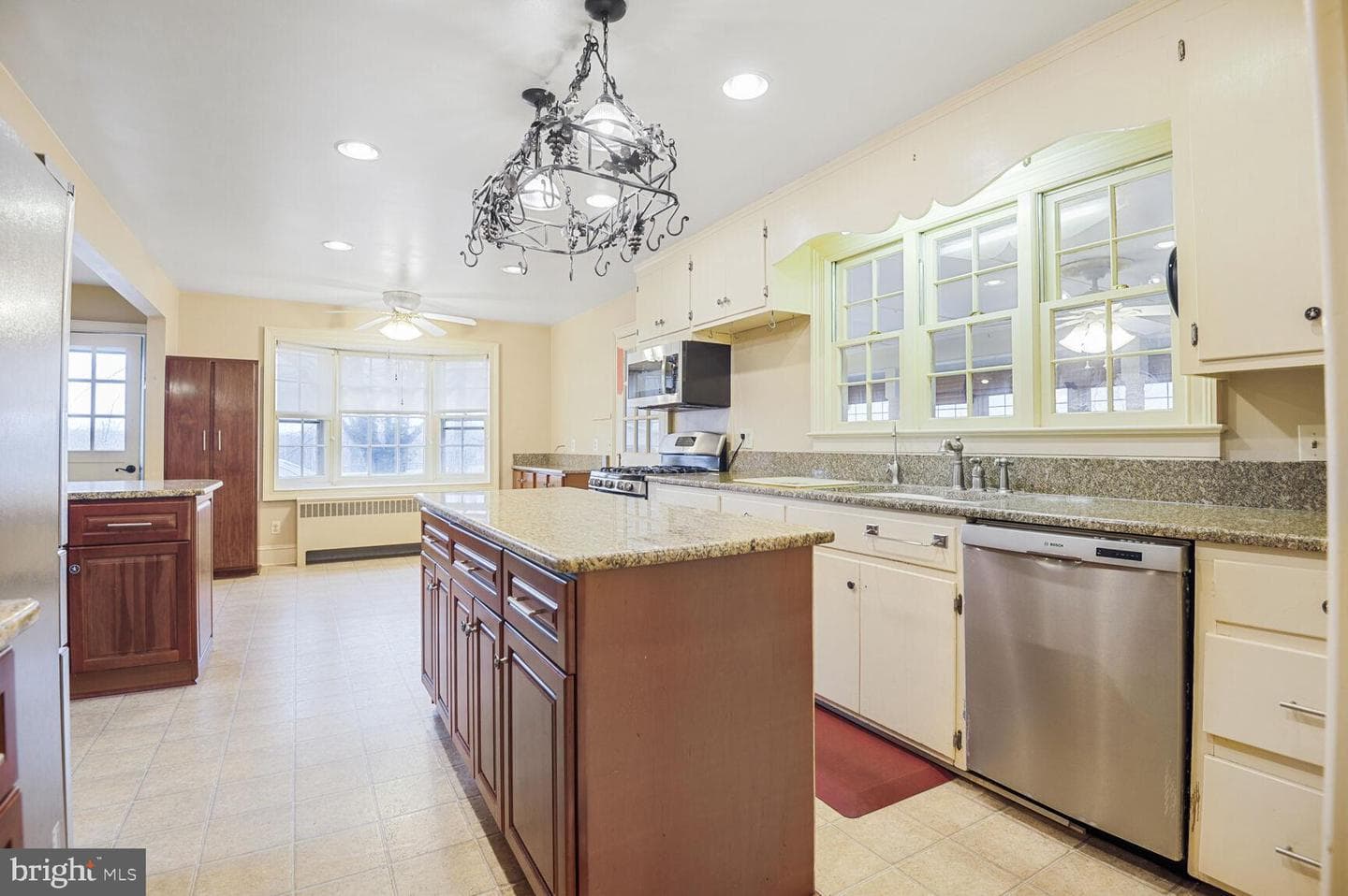 1600 Briggs Road photo 6