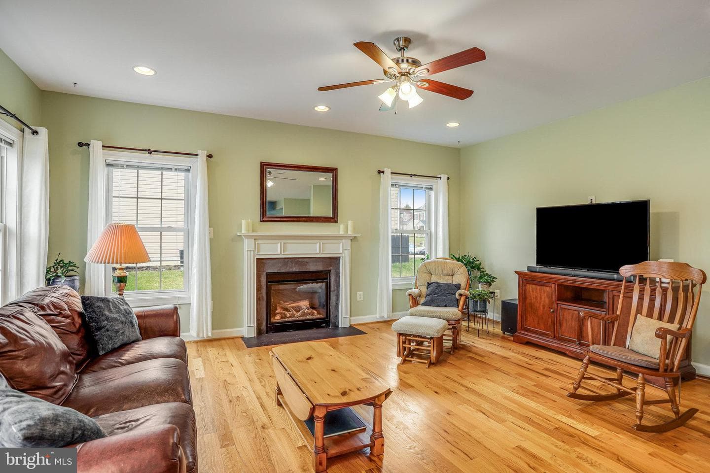 413 Madden Street photo 15