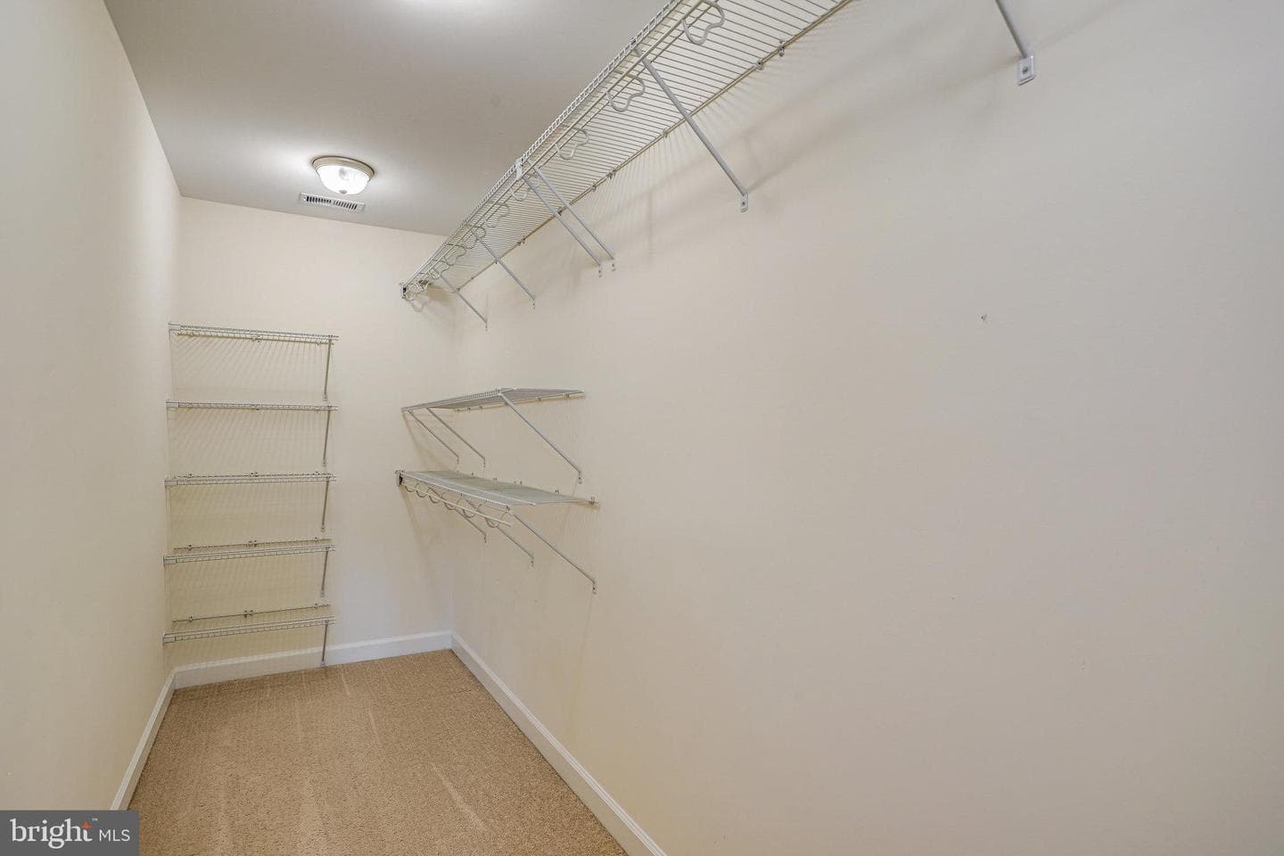 413 Madden Street photo 24