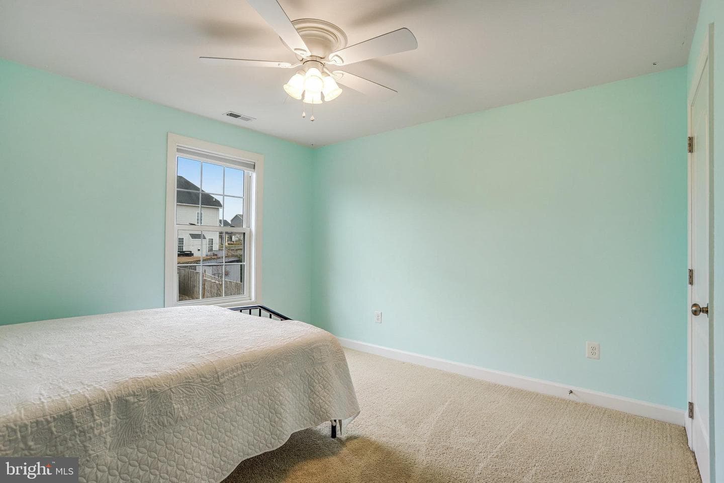 413 Madden Street photo 28