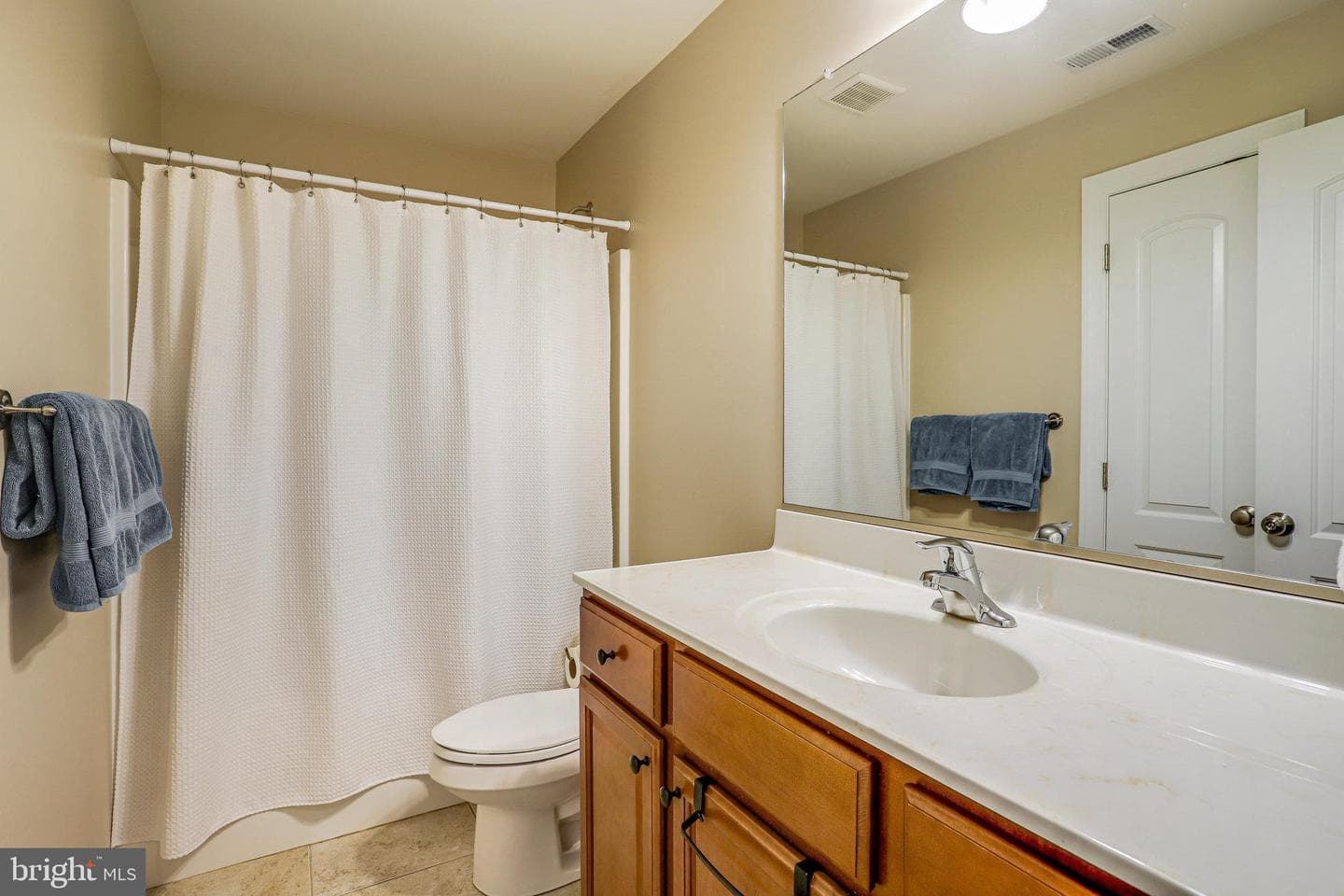 413 Madden Street photo 33
