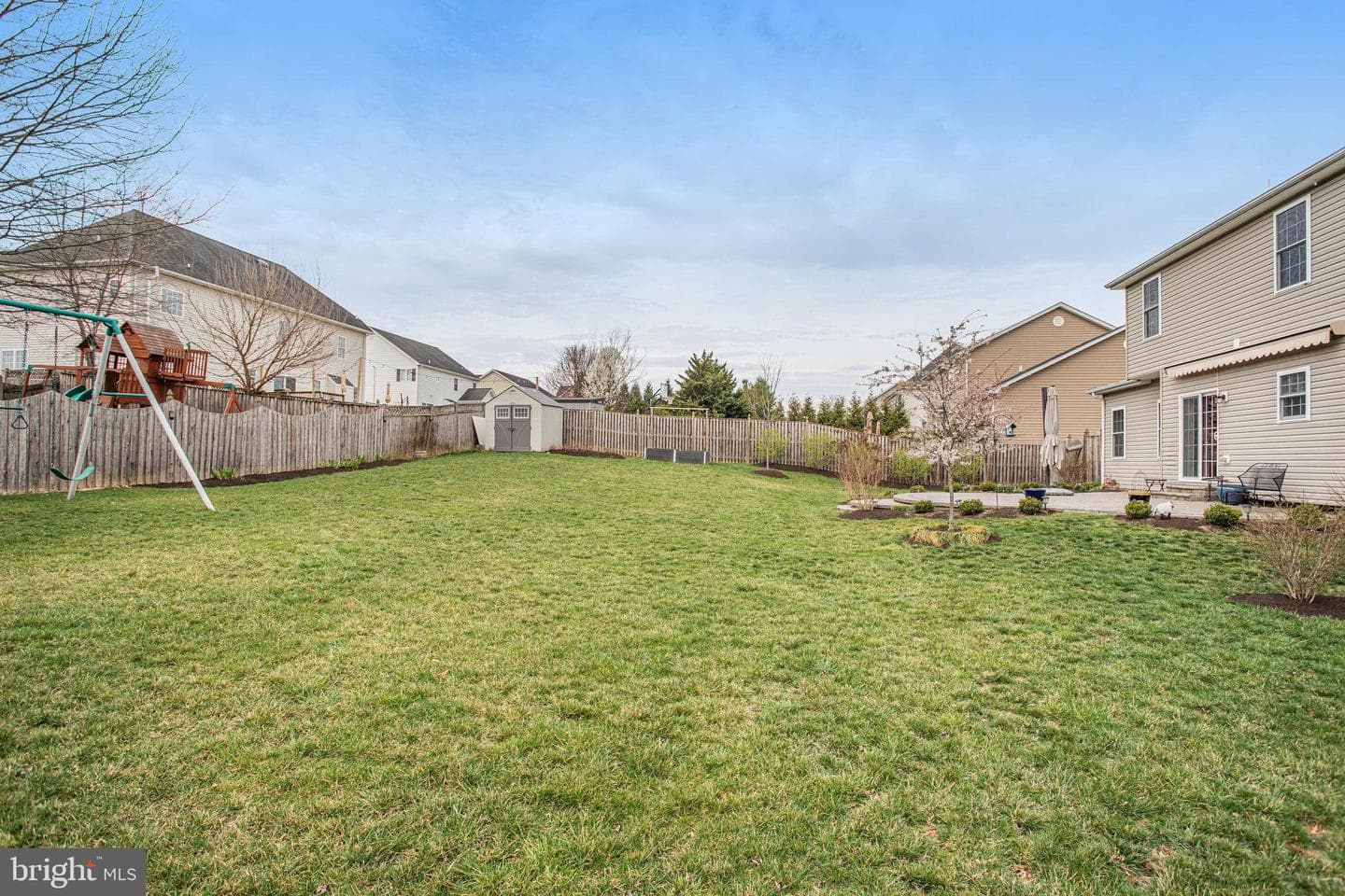 413 Madden Street photo 46