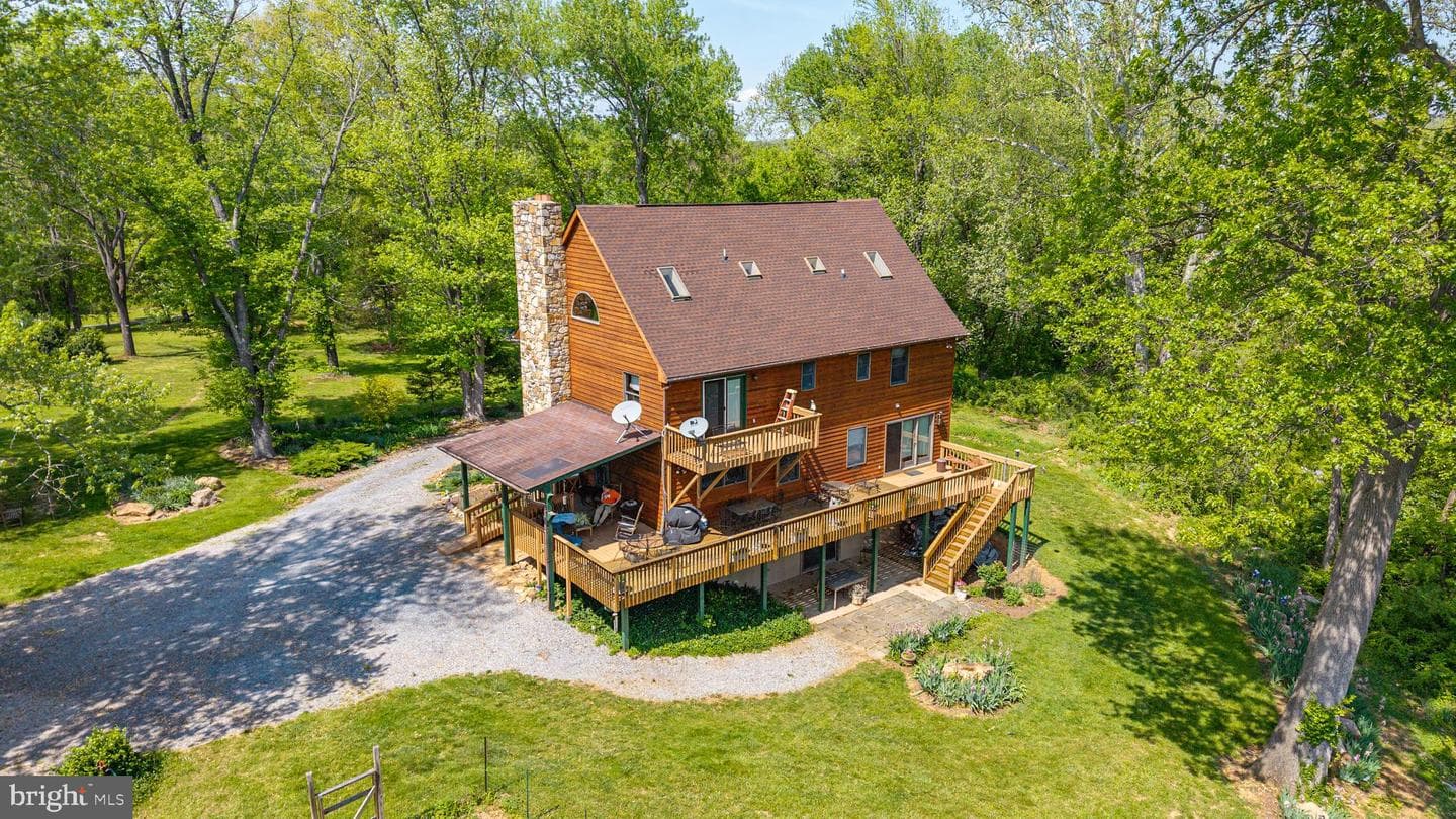 245 River House Lane photo 8