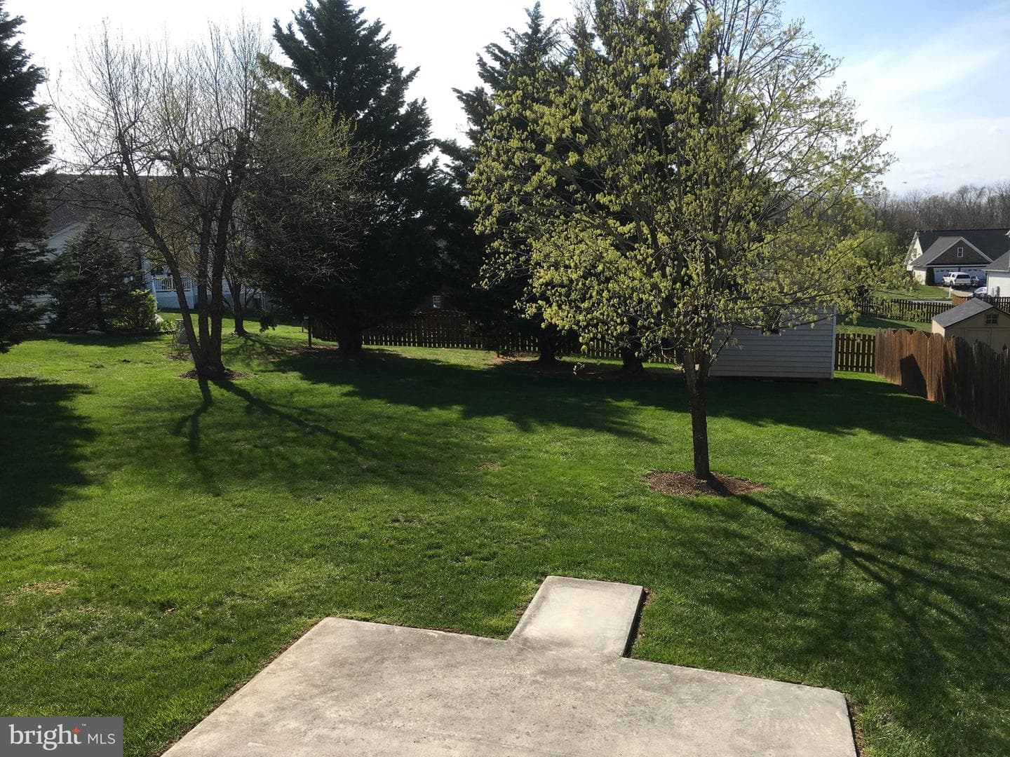 405 Custer Court photo 31
