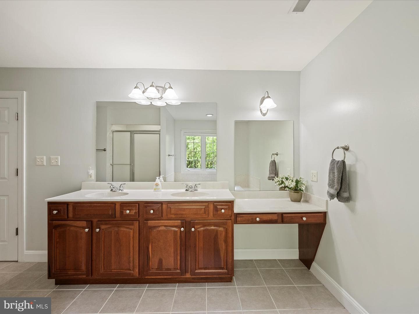 112 Tyson Drive photo 40