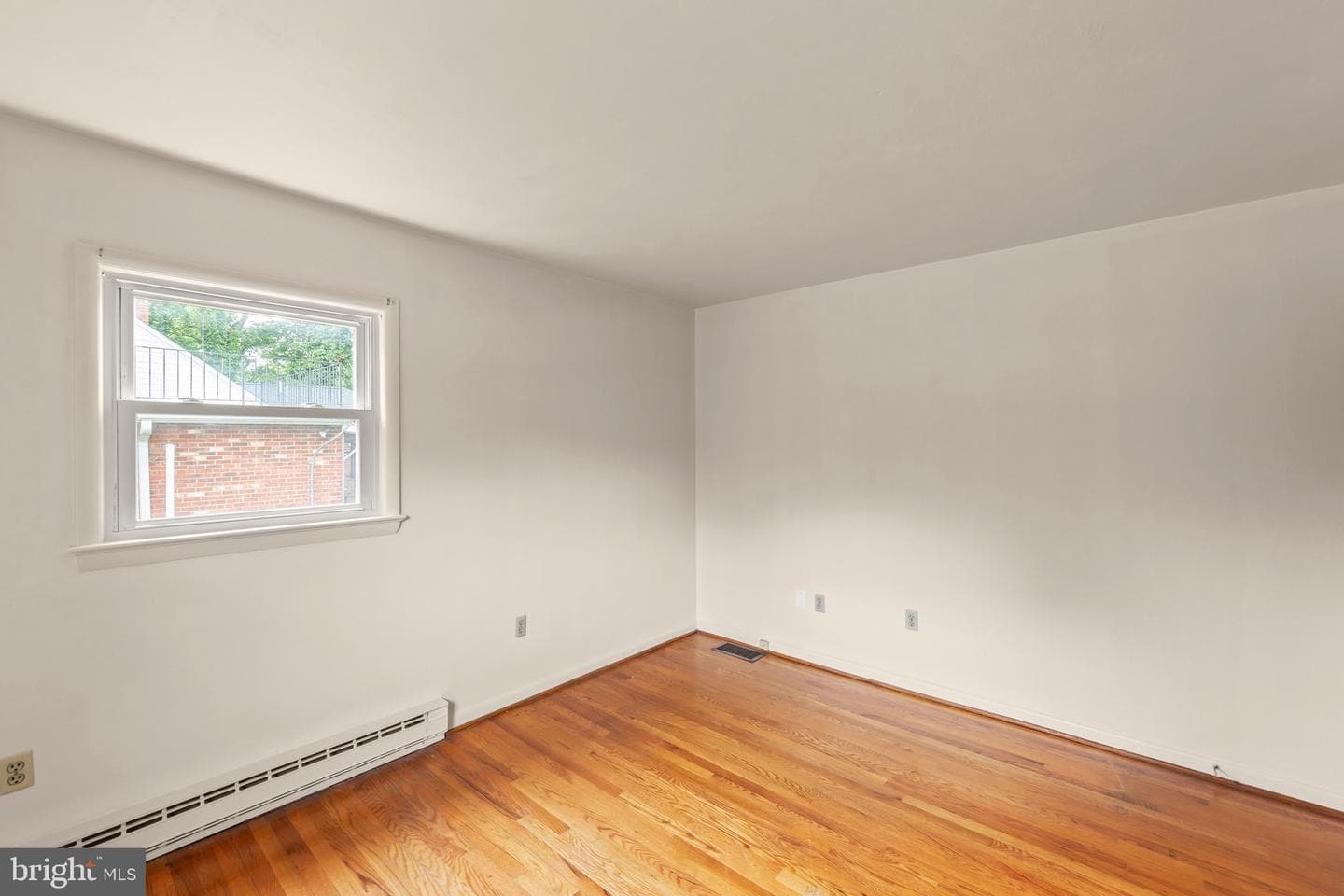 311 S Buckmarsh Street photo 23