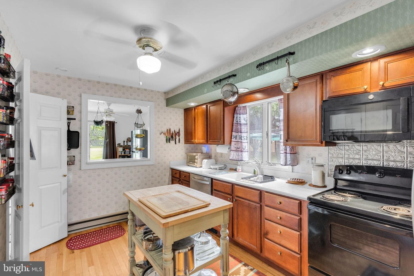 2072 Senseny Road photo 17